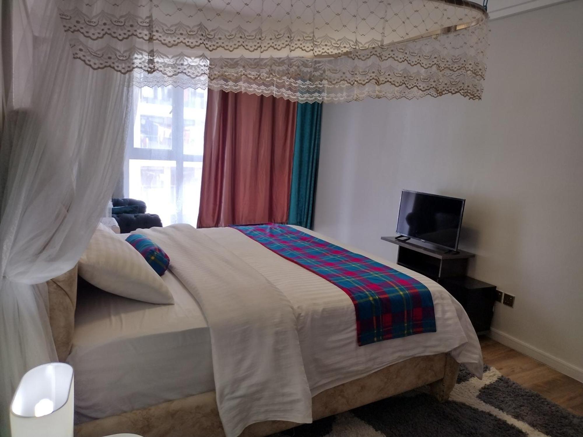 مبيت وإفطار Mlolongo Lenayan Park View المظهر الخارجي الصورة